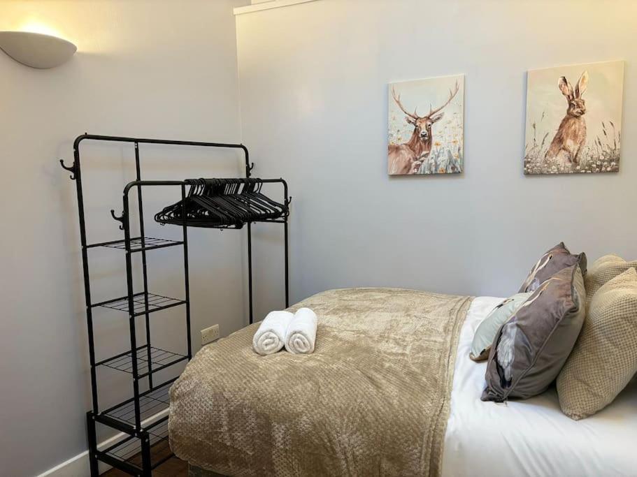 The Urban Retreat 4bdr Sleep 14 Ferienhaus *